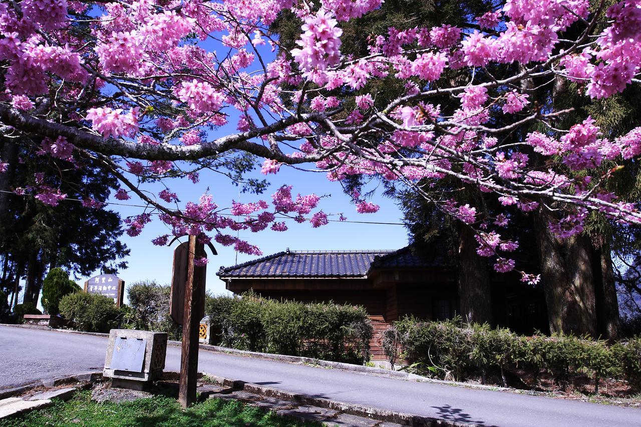 Alishan Youth Activity Center Distrito de Zhongzheng Exterior foto